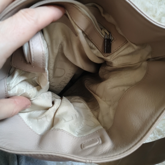 FURLA soft leather bucket bag - Picture 7 of 9